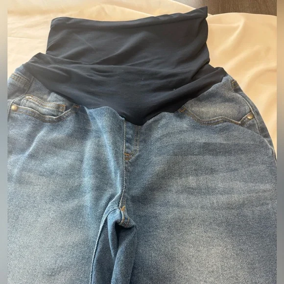 Motherhood Straight Leg Maternity Jeans in Blue with Navy Panel - Picture 2 of 8